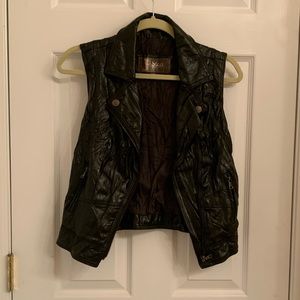 Vegan leather vest size small